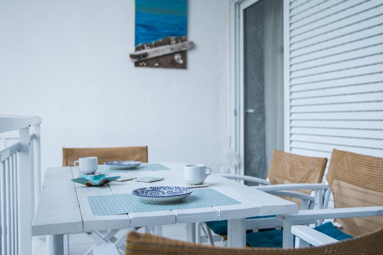 Grey Theros Apartments Paralia Dionysiou Dış mekan fotoğraf