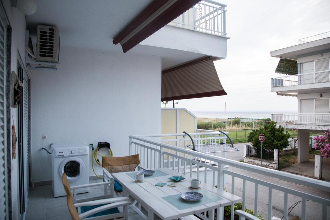 Grey Theros Apartments Paralia Dionysiou Dış mekan fotoğraf